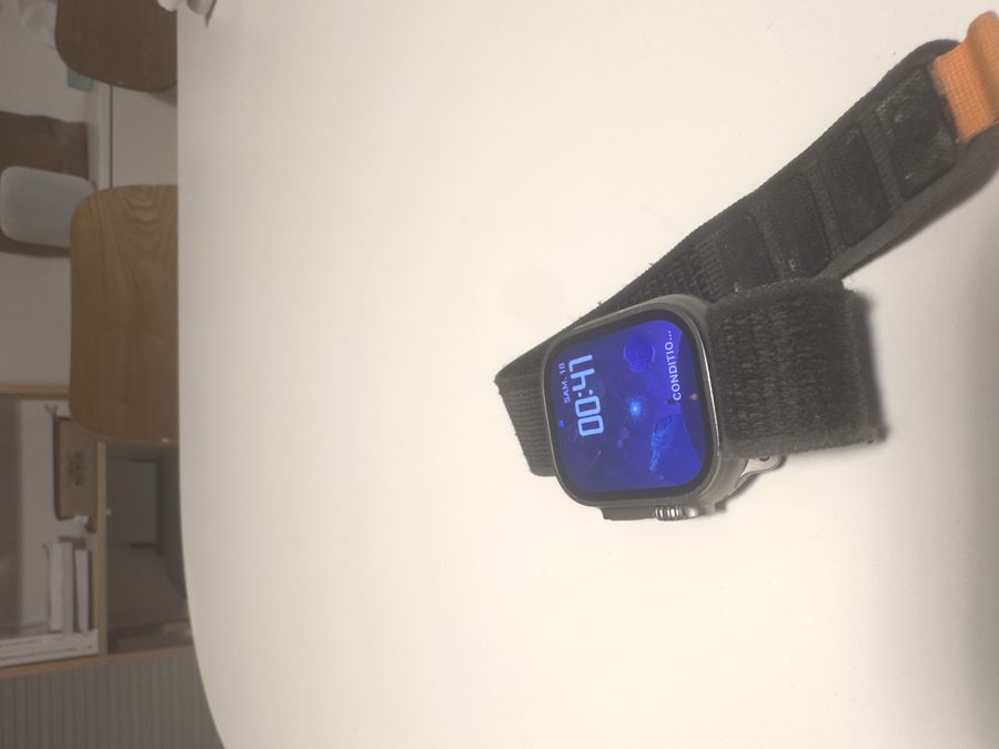 Training photo: the watch resting on a white surface